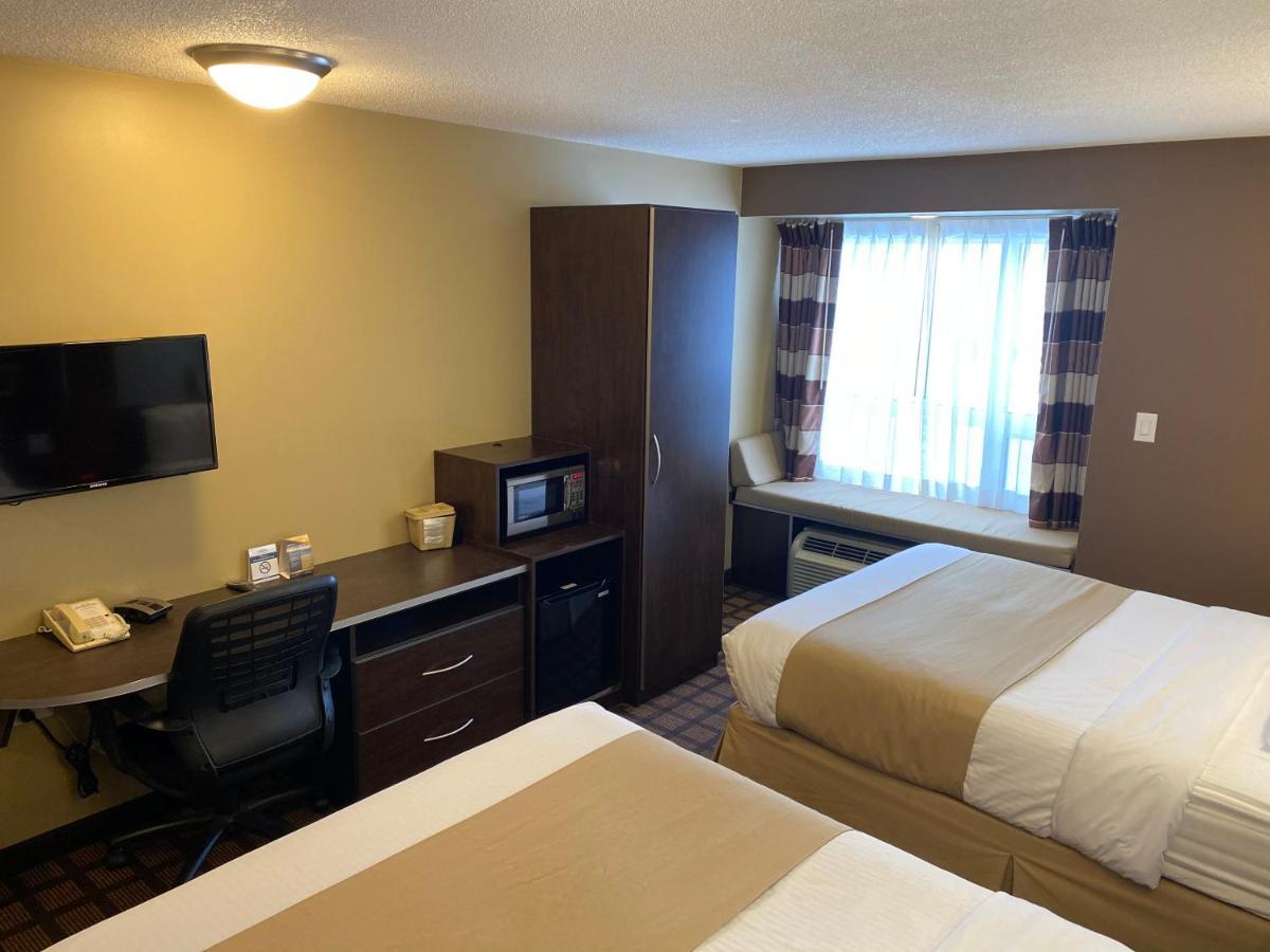 Microtel Inn & Suites By Wyndham - טימינס מראה חיצוני תמונה