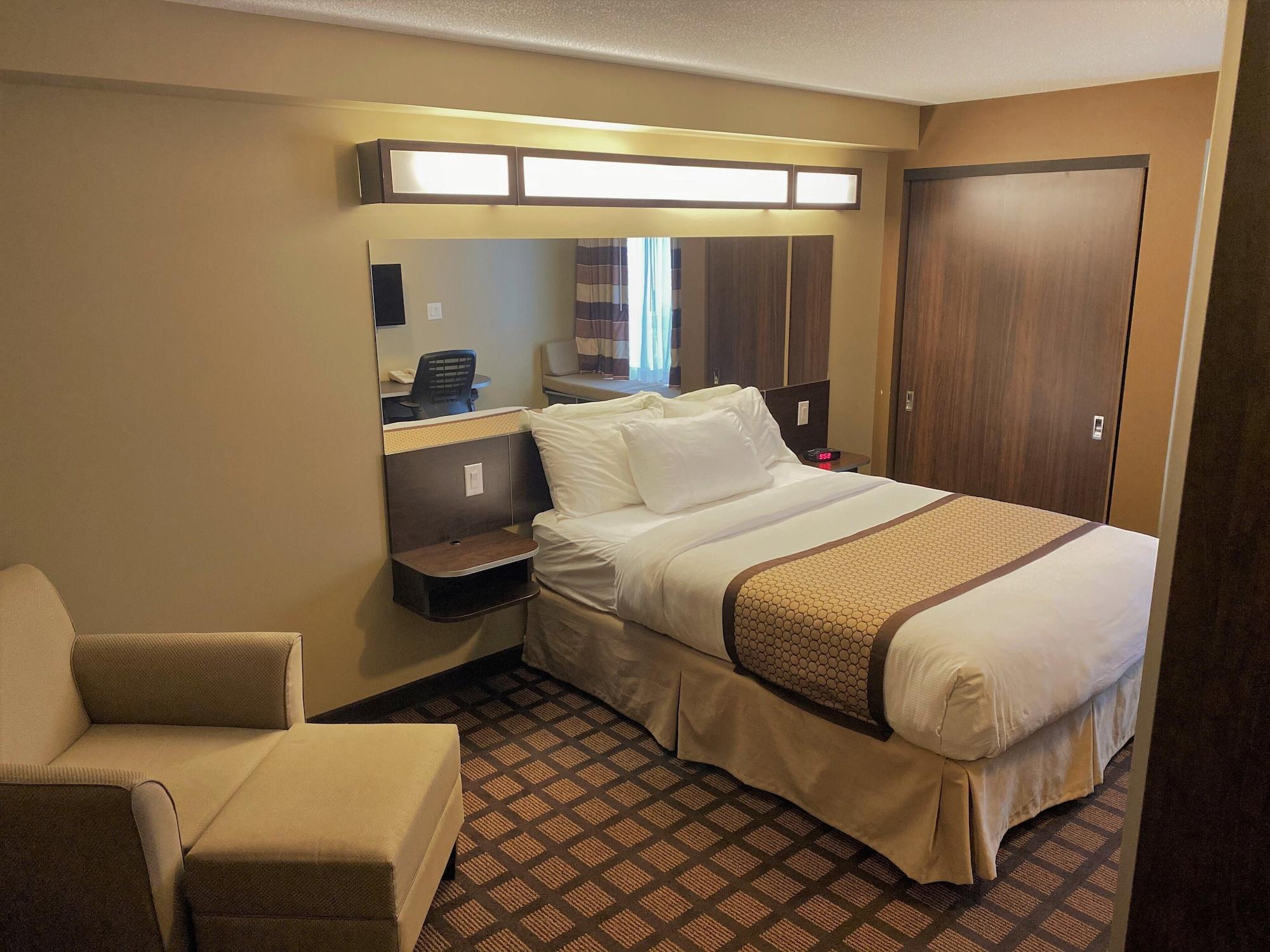 Microtel Inn & Suites By Wyndham - טימינס מראה חיצוני תמונה