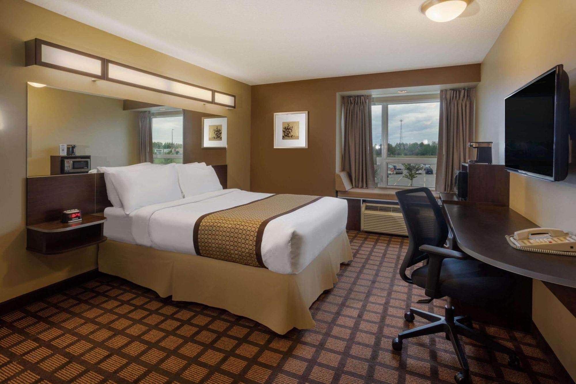 Microtel Inn & Suites By Wyndham - טימינס מראה חיצוני תמונה