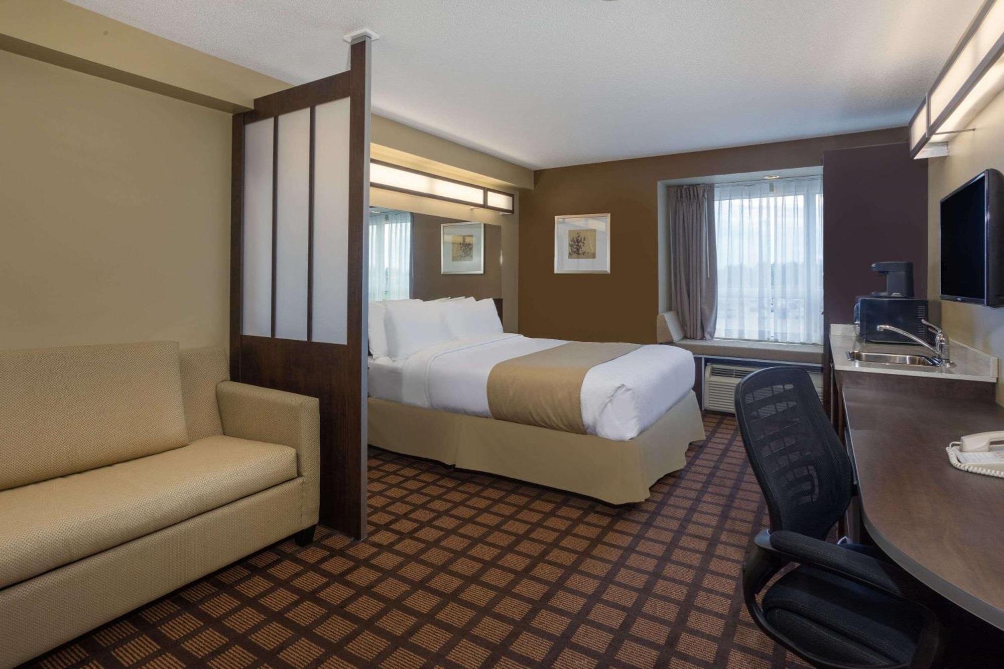 Microtel Inn & Suites By Wyndham - טימינס מראה חיצוני תמונה